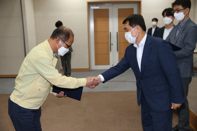 지방공무원임용장교부(33).JPG