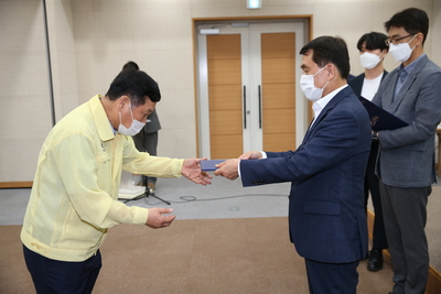 지방공무원임용장교부(35).JPG