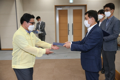 지방공무원임용장교부(47).JPG