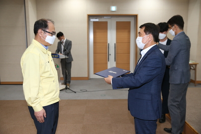 지방공무원임용장교부(52).JPG