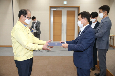 지방공무원임용장교부(53).JPG