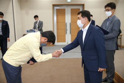 지방공무원임용장교부(63).JPG
