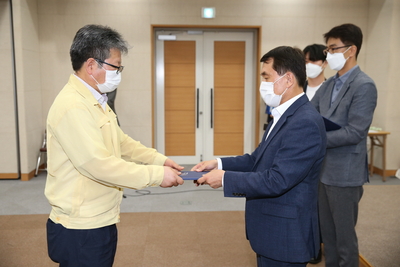 지방공무원임용장교부(44).JPG