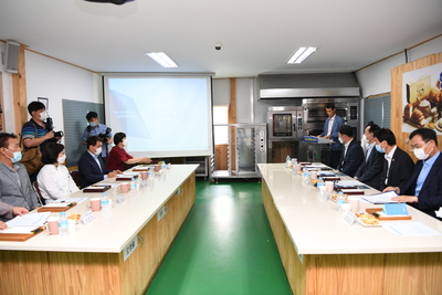 행정안전부장관마을기업현장방문(30).JPG