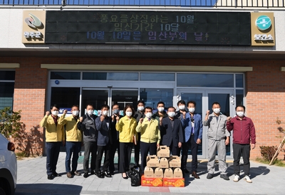 완주산업단지한국노총,보건소위문방문(30).JPG