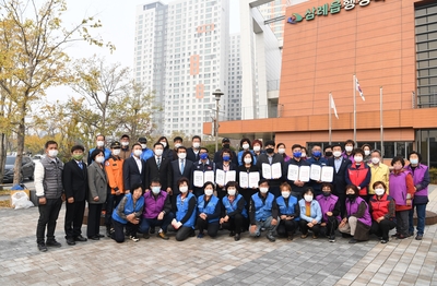 따뜻한완주사랑의연탄나눔운동물품전달식(16).JPG