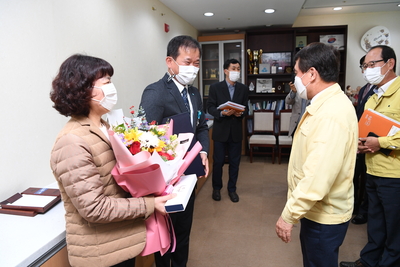 동상면사람들대통령상수상(8).JPG