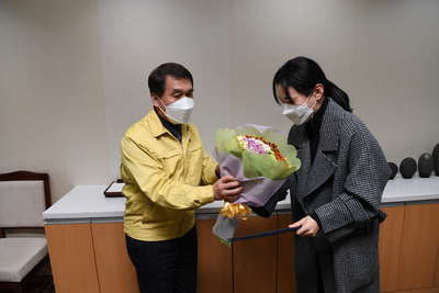 아파트르네상스성과나눔시상및소통기금전달식(18).JPG