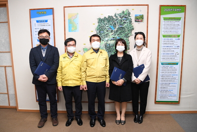 완주군봉사대상및모범공무원시상(21).jpg