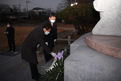충혼탑참배(2).JPG