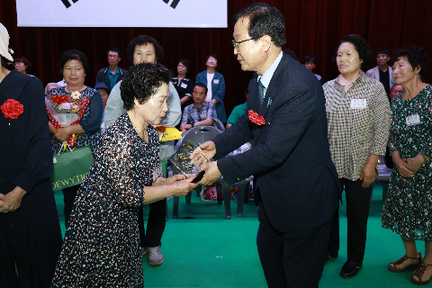효도대상 시상 및 어르신 위안행사 (84).JPG
