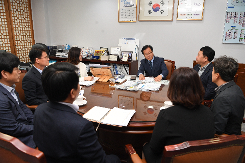 결식 우려 아동 농산물꾸러미 나눔 전달식 (11).JPG