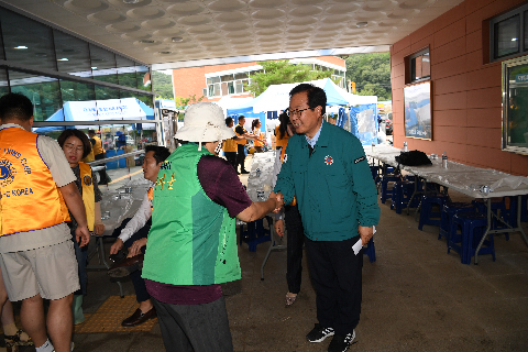 운주 수해복구 성금전달식(라리온스,전북은행,장애인연합회) (3).JPG