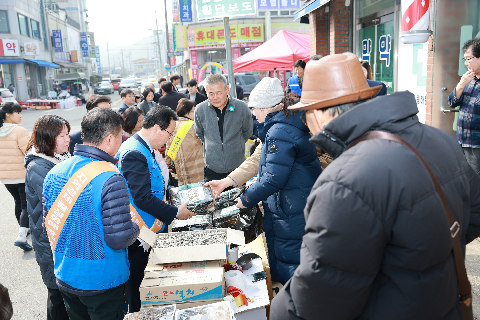 고산시장 설맞이 전통시장 장보기 행사 (37).JPG
