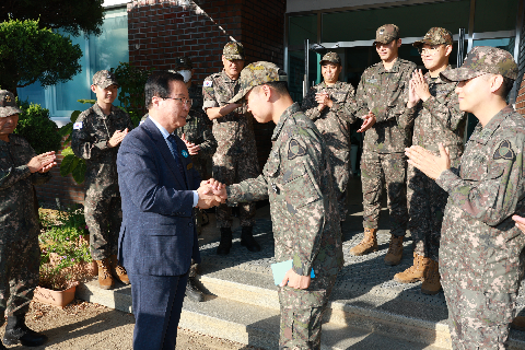 추석맞이 군부대 및 사회복지시설방문 (28).JPG