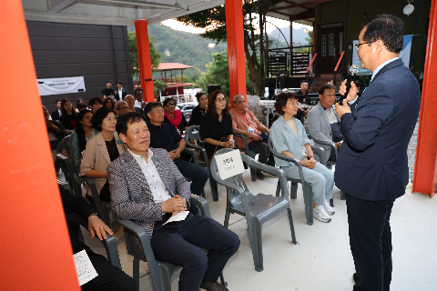 연석산 우송미술관 개전식 (42).JPG