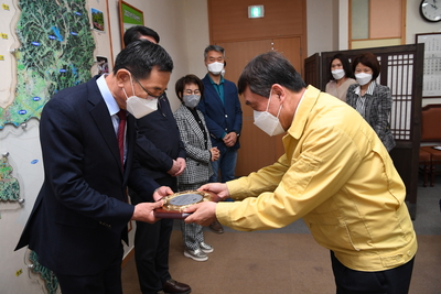 지방재정확충기여자감사패수여(6).JPG