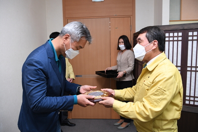 지방재정확충기여자감사패수여(12).JPG