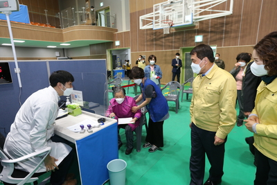 완주군예방접종센터개소현장방문(12).JPG