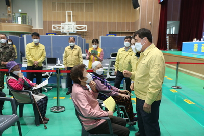 완주군예방접종센터개소현장방문(33).JPG