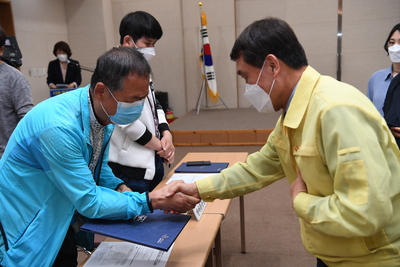 아파트공동체르네상스봉사단위촉식(7).JPG