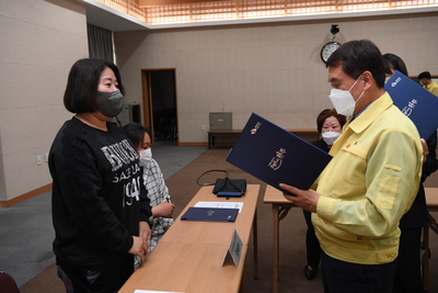 아파트공동체르네상스봉사단위촉식(27).JPG
