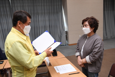 아파트공동체르네상스봉사단위촉식(68).JPG