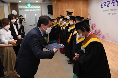 진달래학교졸업식(1).JPG
