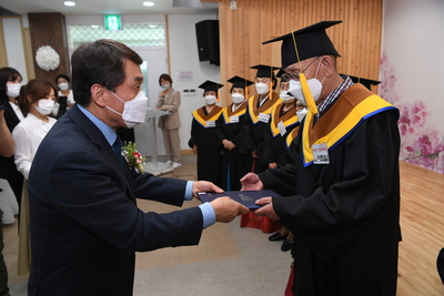 진달래학교졸업식(11).JPG