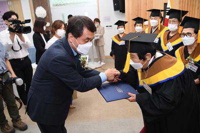 진달래학교졸업식(14).JPG