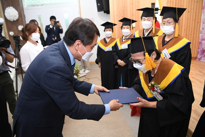 진달래학교졸업식(15).JPG