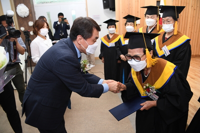 진달래학교졸업식(16).JPG