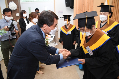 진달래학교졸업식(17).JPG