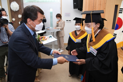 진달래학교졸업식(18).JPG