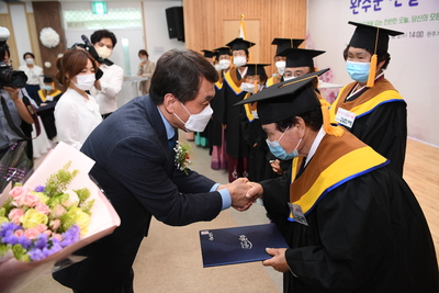진달래학교졸업식(24).JPG