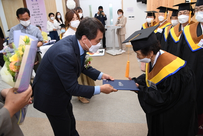 진달래학교졸업식(32).JPG