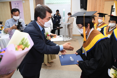 진달래학교졸업식(34).JPG