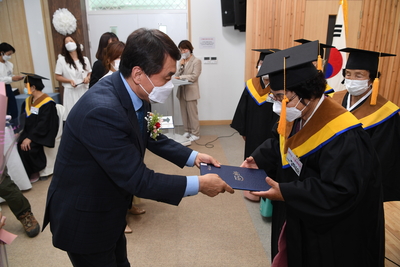 진달래학교졸업식(35).JPG
