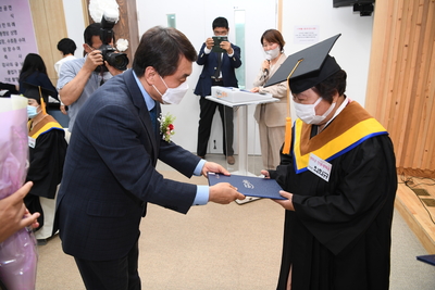 진달래학교졸업식(41).JPG