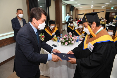진달래학교졸업식(57).JPG