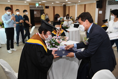 진달래학교졸업식(61).JPG