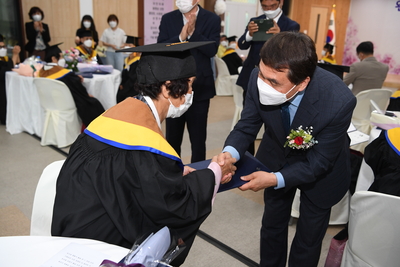진달래학교졸업식(63).JPG