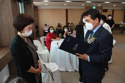 진달래학교졸업식(68).JPG