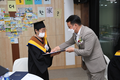 진달래학교졸업식(70).JPG