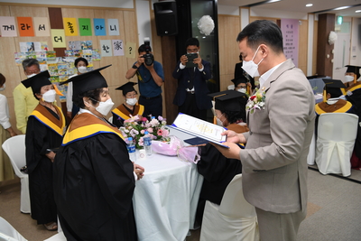 진달래학교졸업식(72).JPG