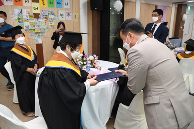 진달래학교졸업식(73).JPG