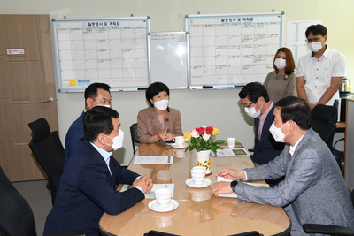 충주시,완주놀토피아벤치마킹방문(2).JPG