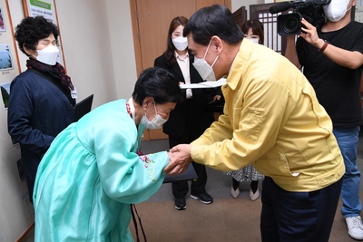 전국성인문해교육시화전상장수여식(5).JPG