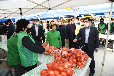 새마을농산물직거래장터행사(29).JPG