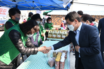 새마을농산물직거래장터행사(7).JPG